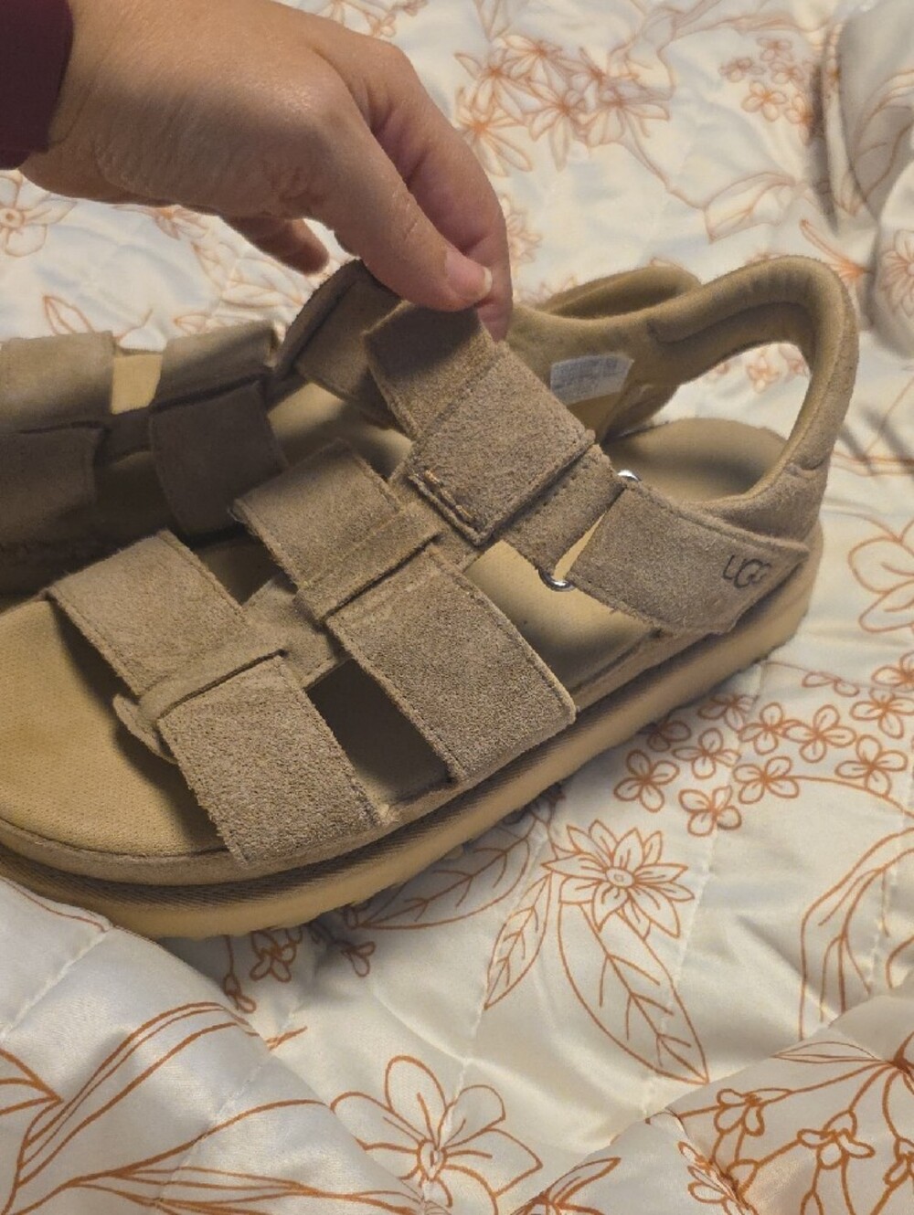 UGG Women’s Sand Suede Fisherman-Style Platform Sandals - Picture 8 of 9